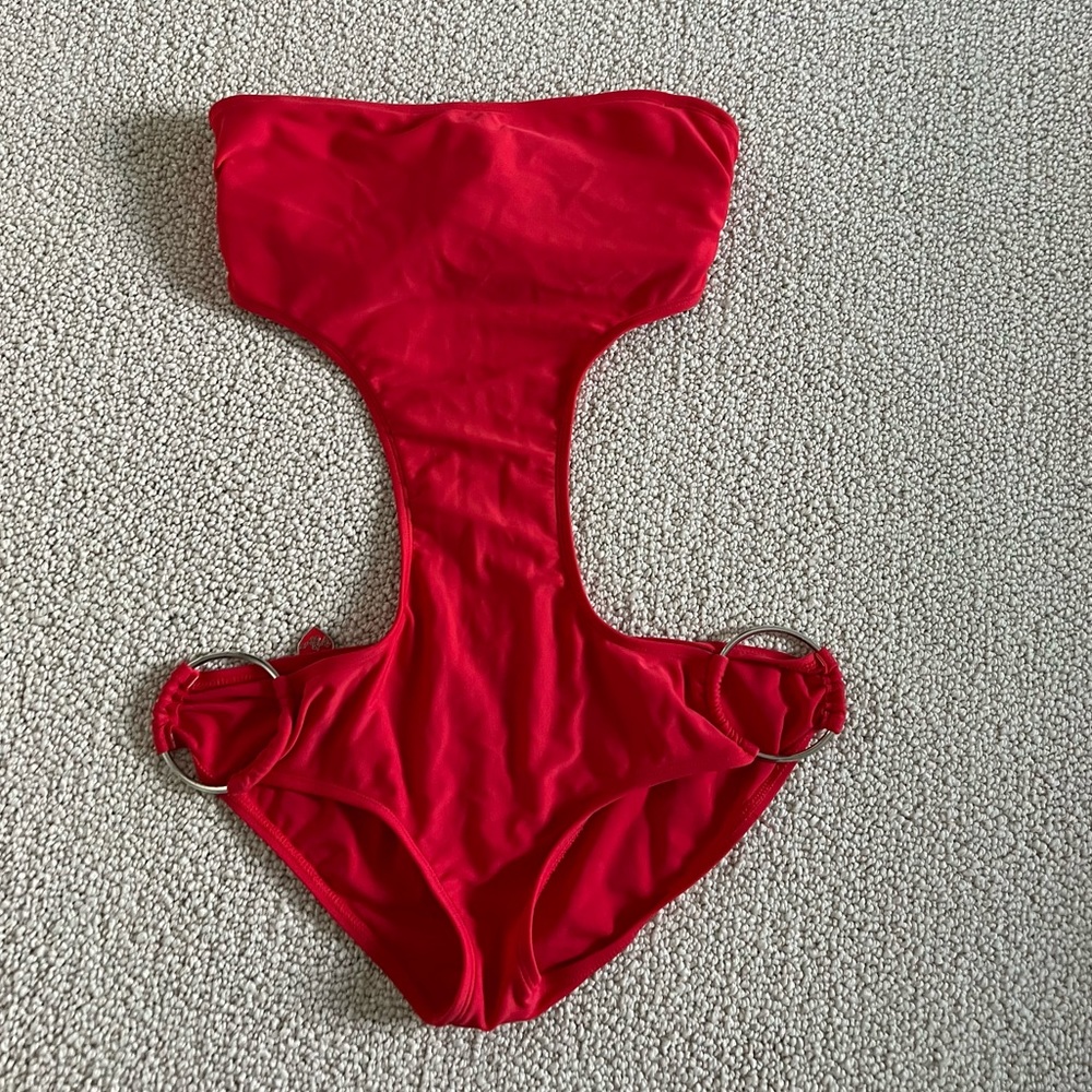 Body Glove red like new monokini Small